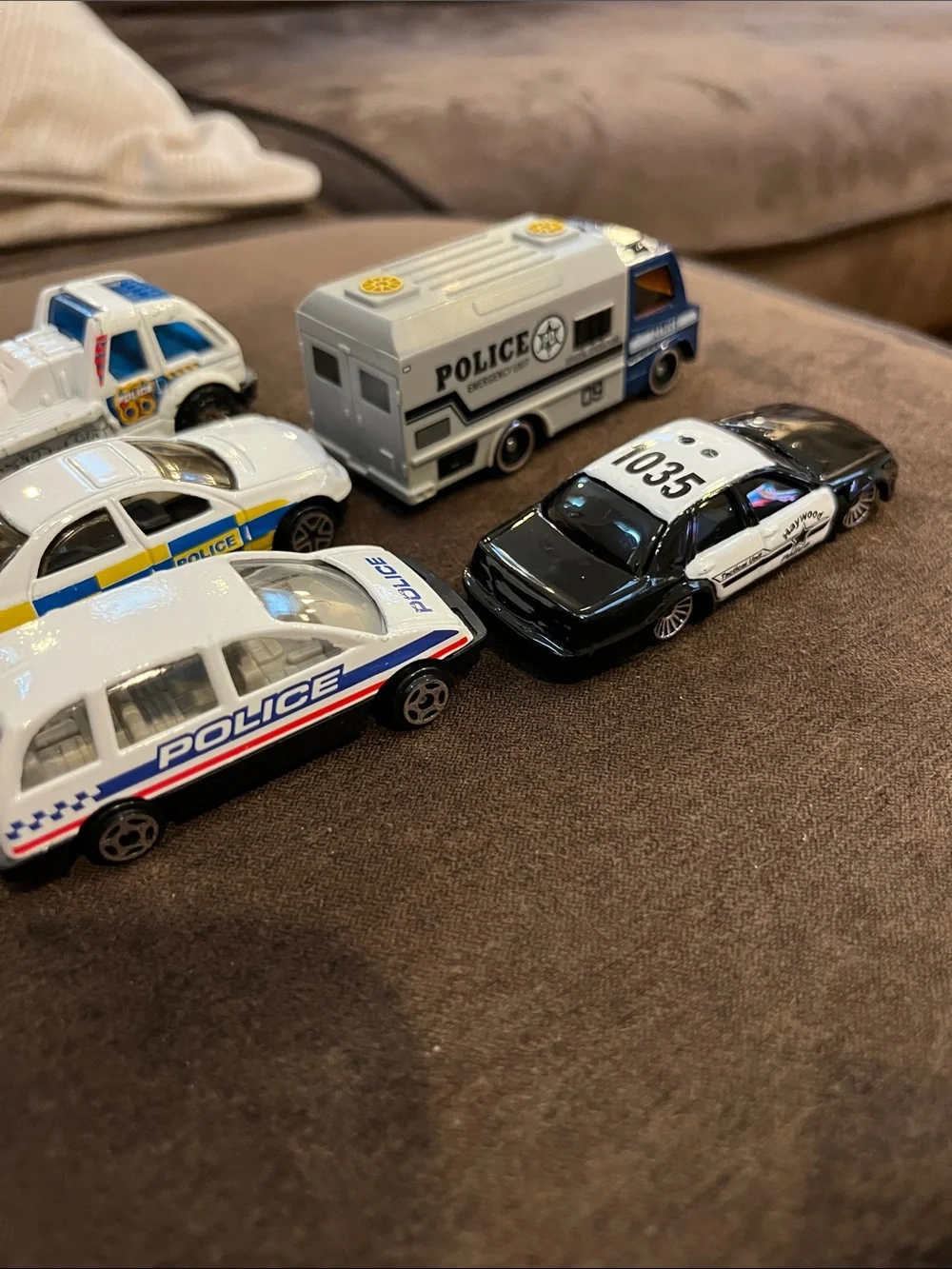 Matchbox, Johnny Lightning, etc. pack assorted